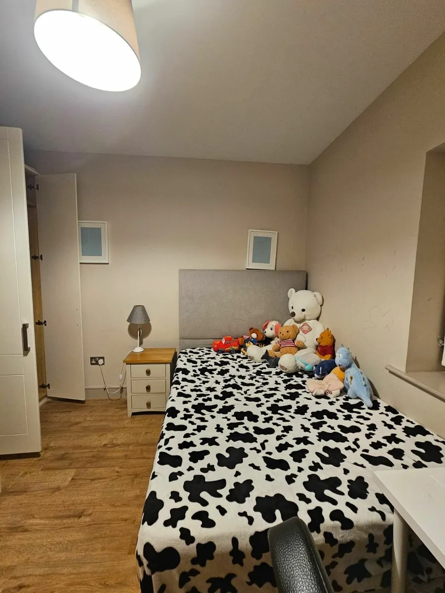 Double Bedroom  with seperate BR for Rent a room - Image 3