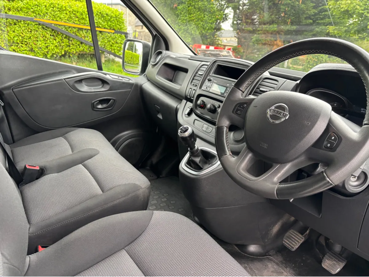 Nissan NV300 LWB 120 XE 1300 - Image 4
