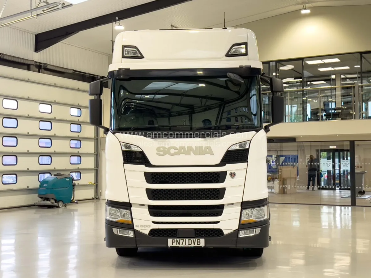 2021 (71) SCANIA R500 6X2 TAG HIGH CAB - Image 2