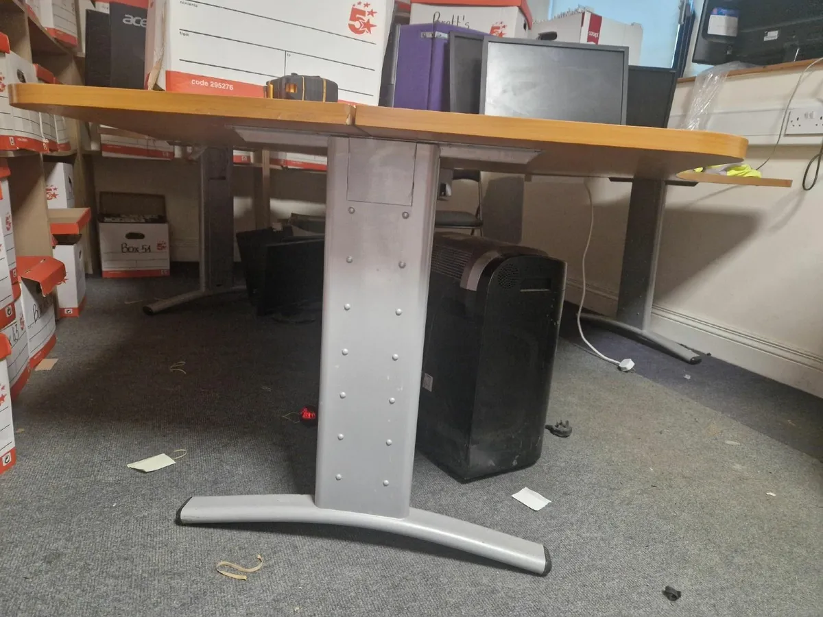 office furniture - Image 3