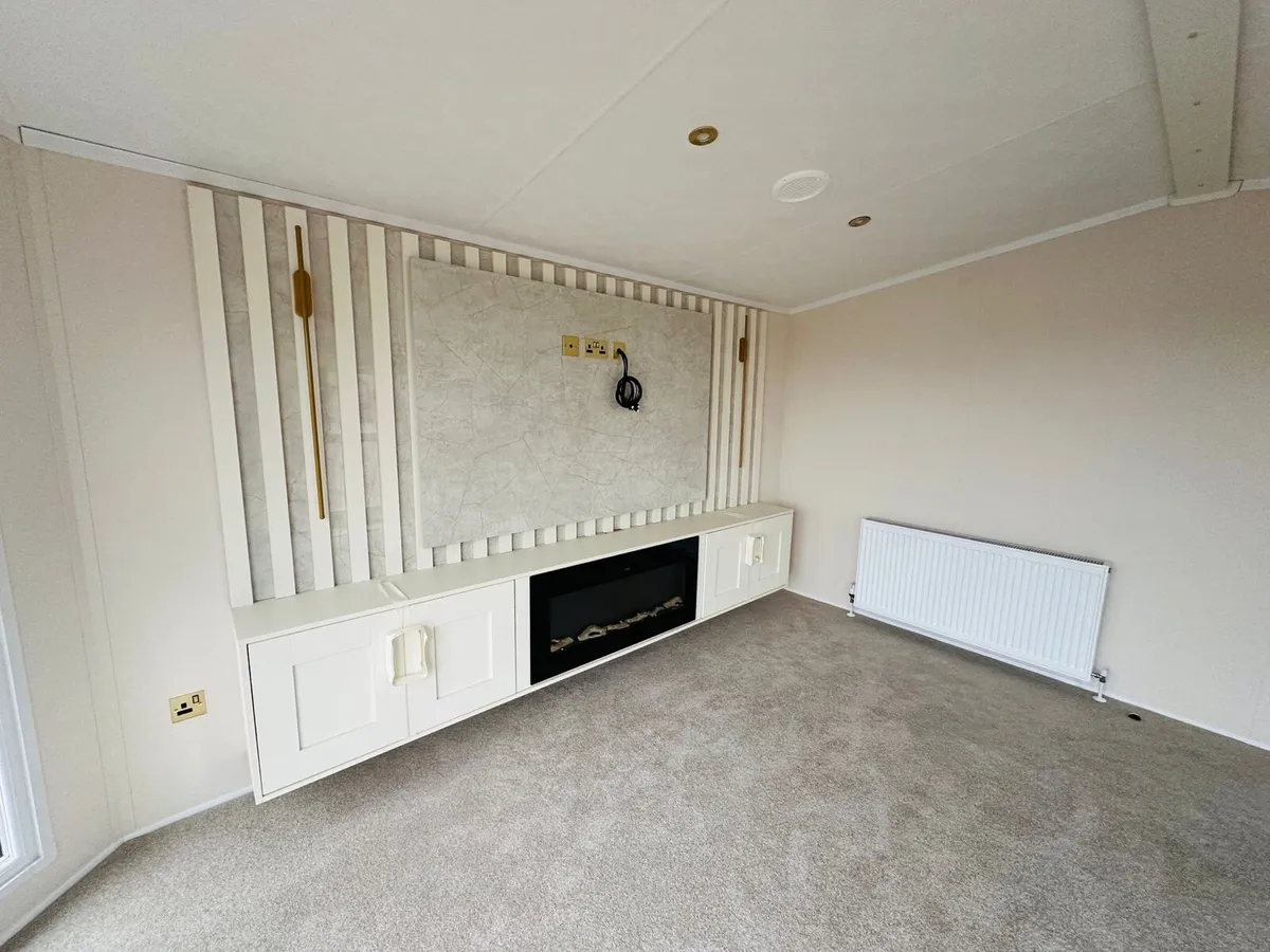 JUST ARRIVED 55ft  STUNNER 😍 @ BMH - Image 4