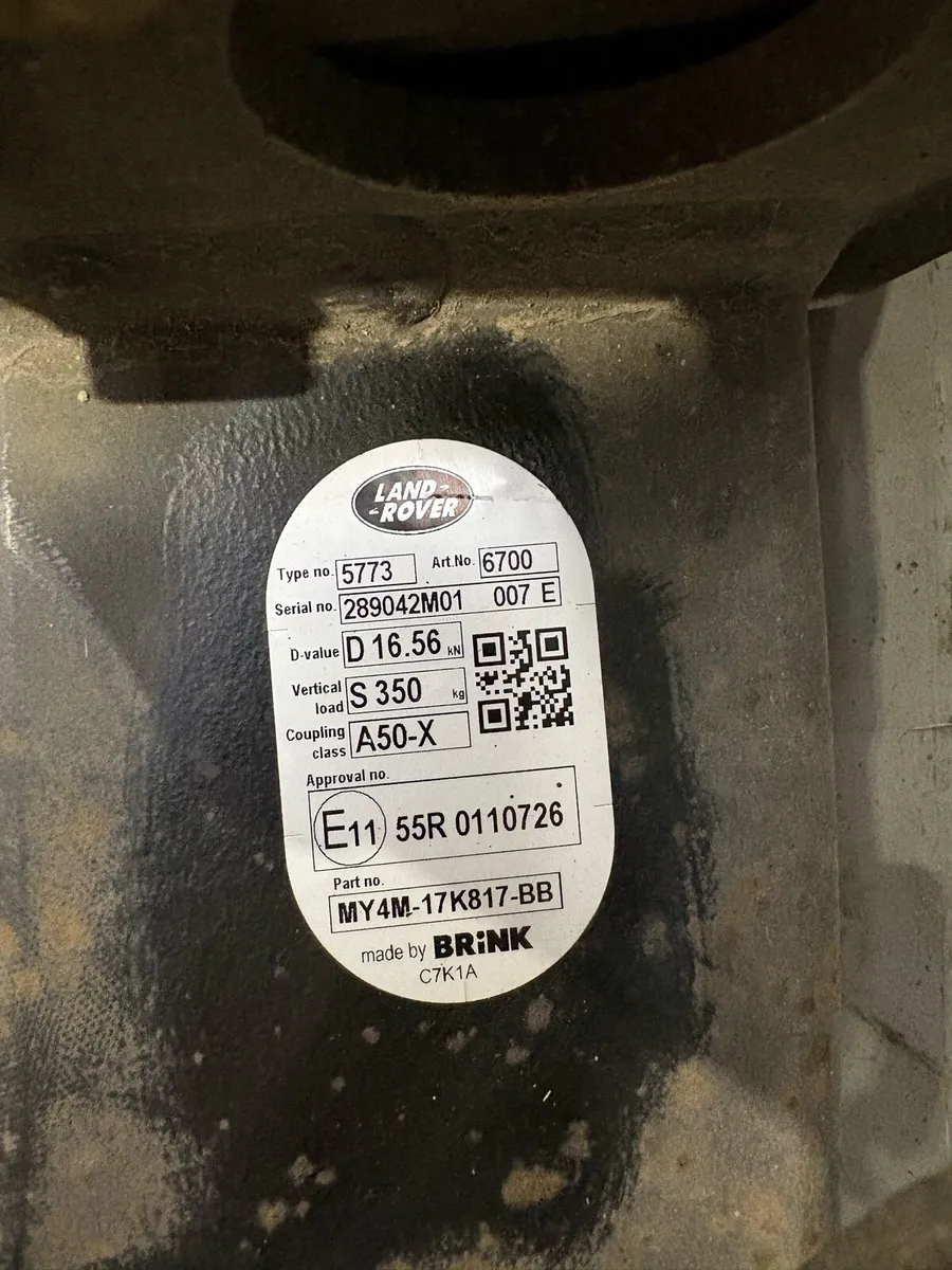 Land Rover Discovery power folding tow bar - Image 3