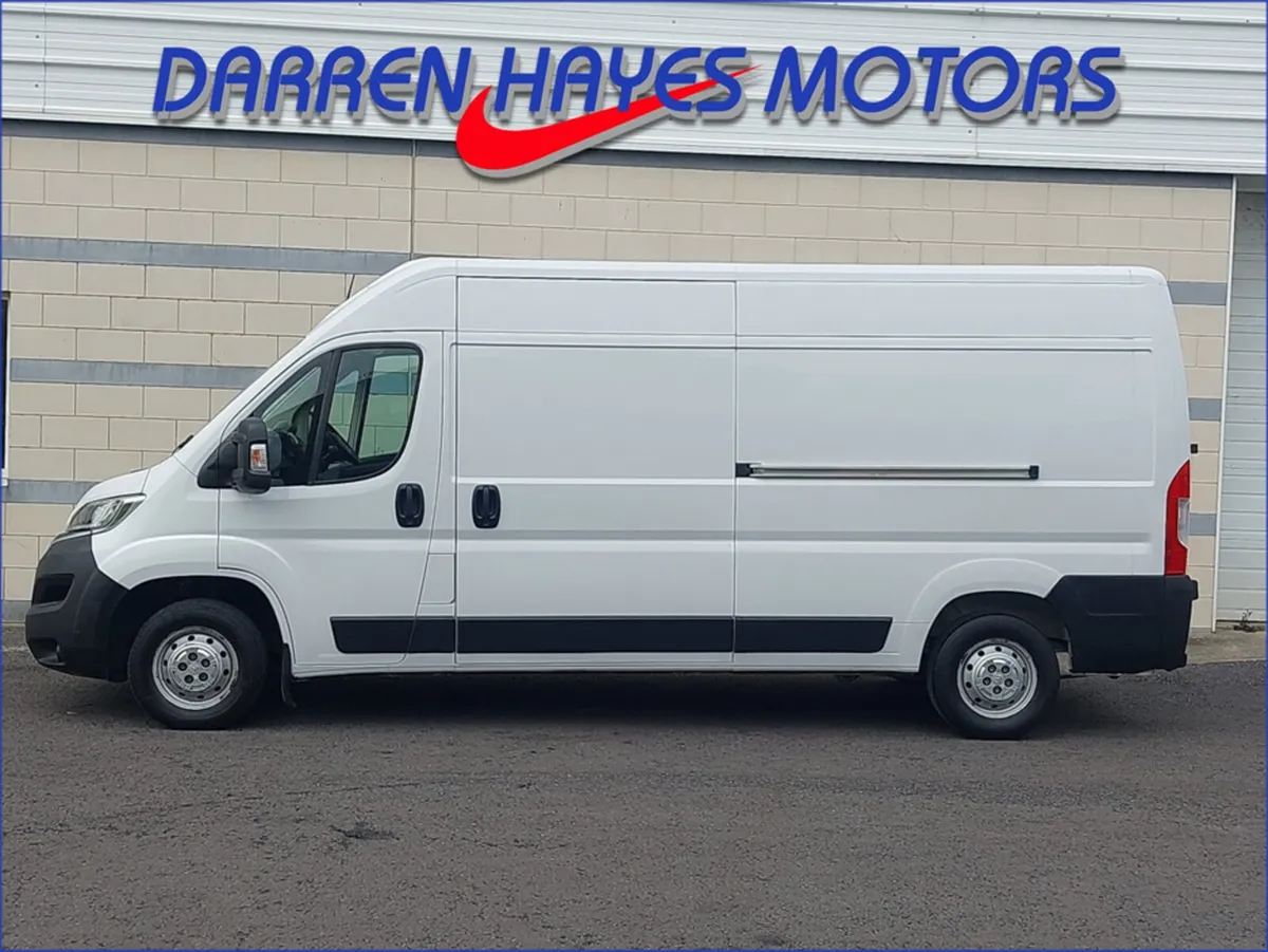 Citroen Relay JUMPER 33 L3H2 BLUEHDI 140 3DR - Image 4