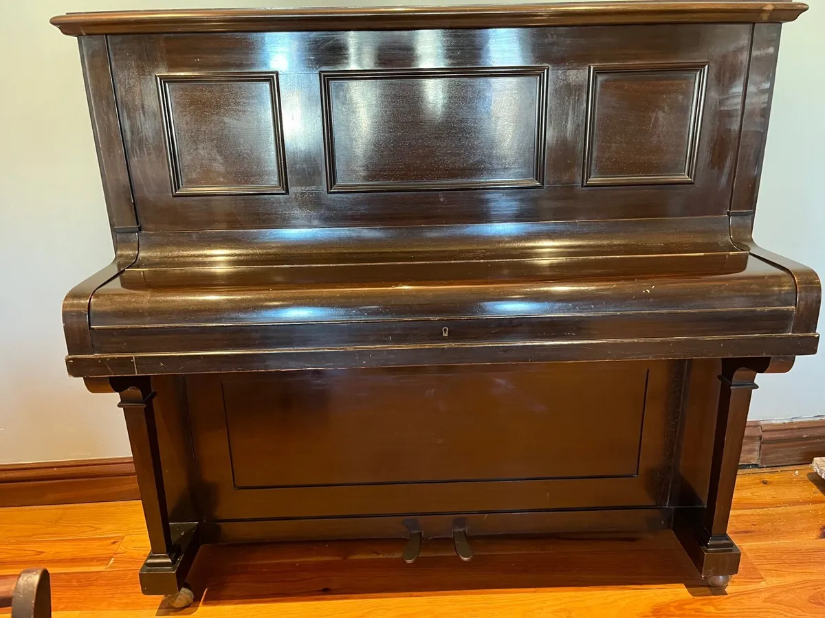 Piano Burkett, London - Image 3