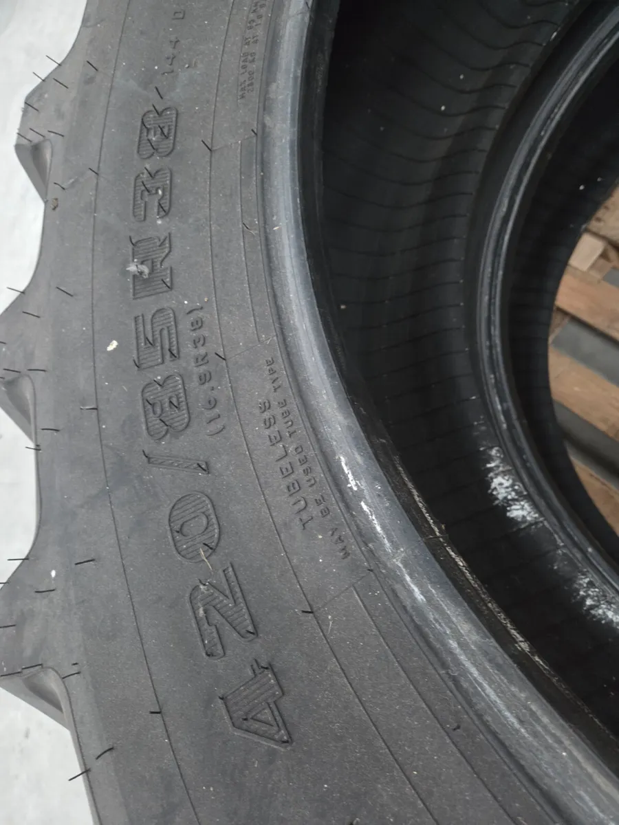 2 Firestone Tyres - Image 4