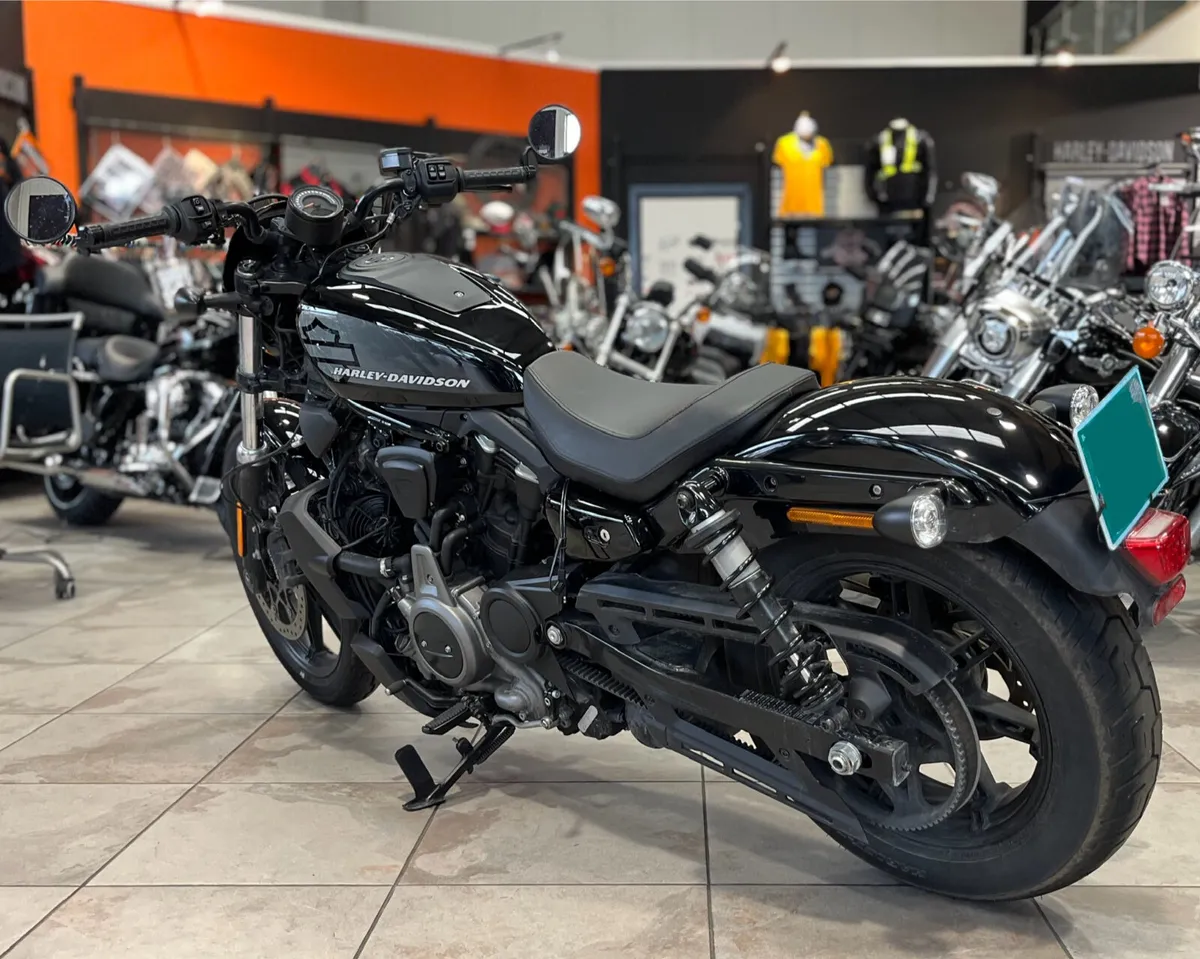 HARLEY-DAVIDSON NIGHTSTER 975 - Image 4