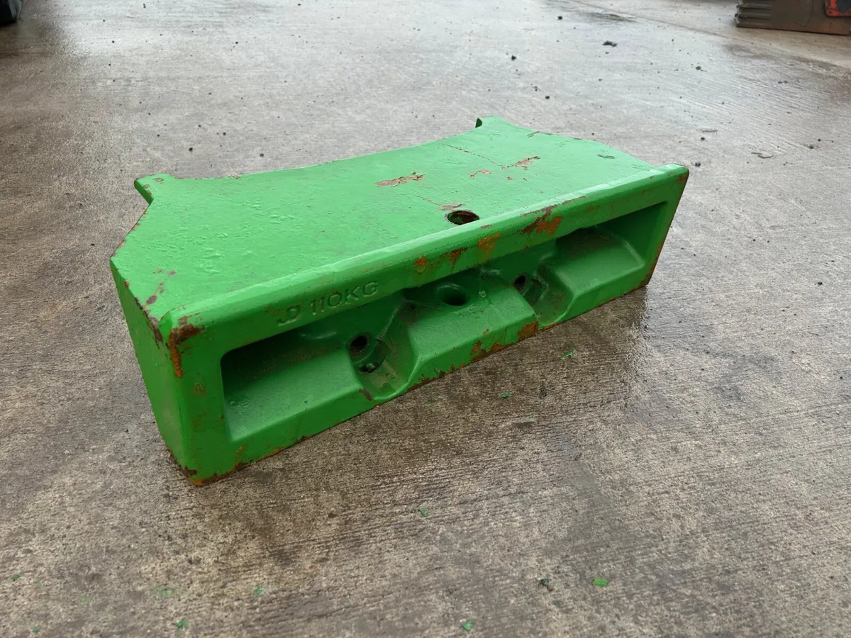 110 KG John Deere Weight Carrier - Image 1