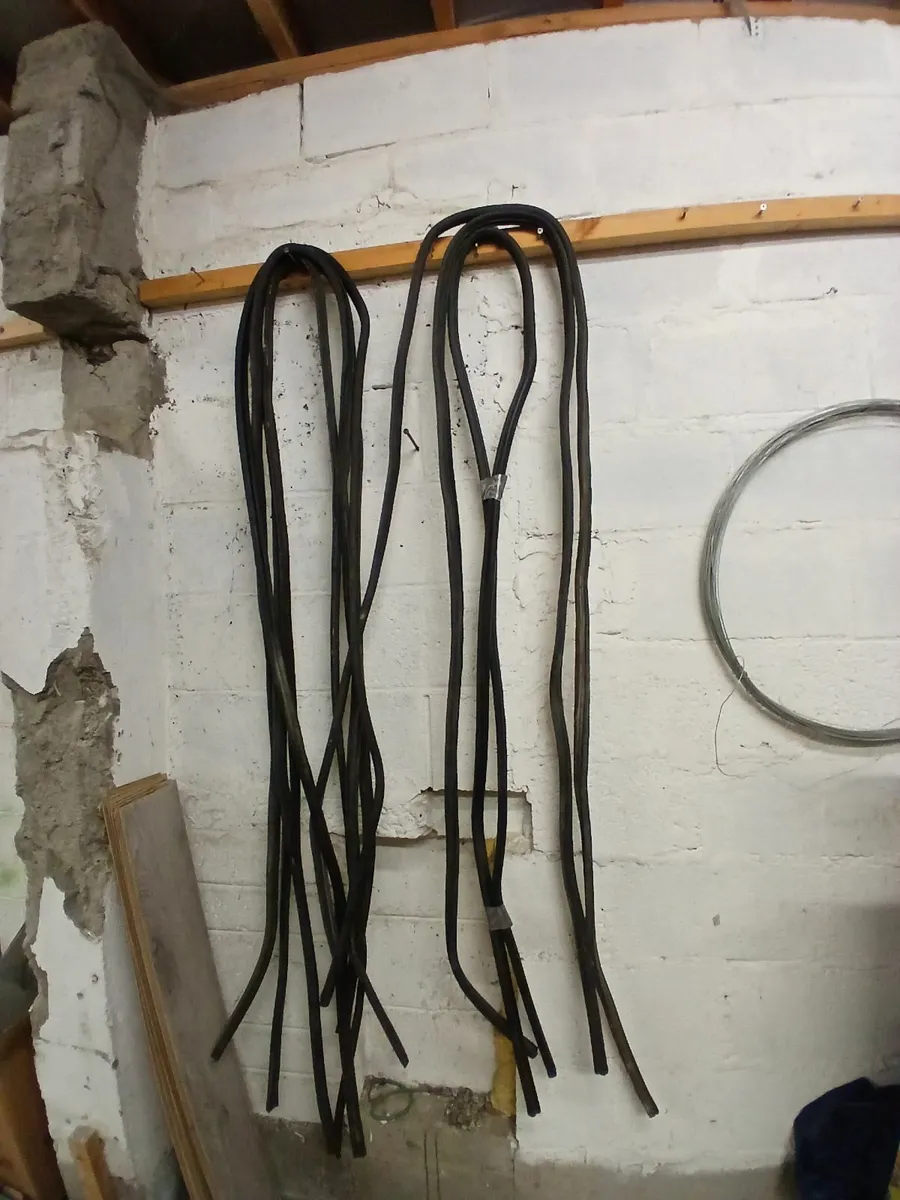 Ford Escort 1986 - Image 2