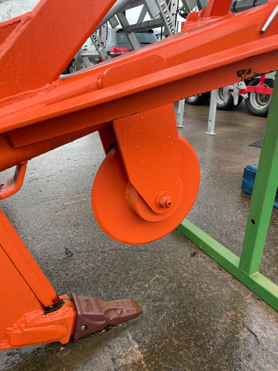 Bridgeway Mole Ploughs - Image 4