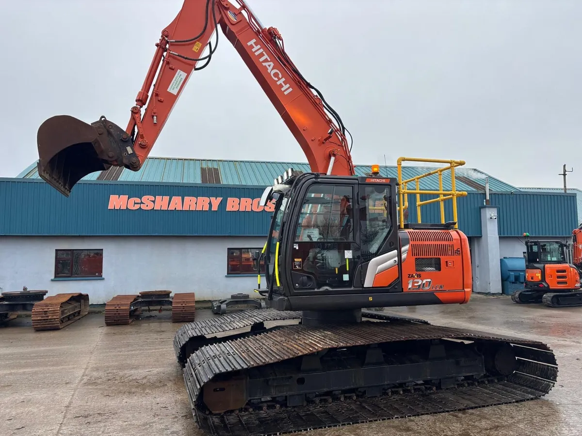 Hitachi ZX130LCN-7 Bogmaster - Image 1
