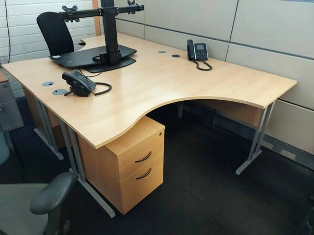 Office Desks & Accessories - Image 2