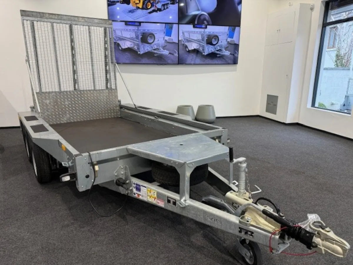 T822841 GX105 10' x 5'1'' Ifor Williams - Image 1