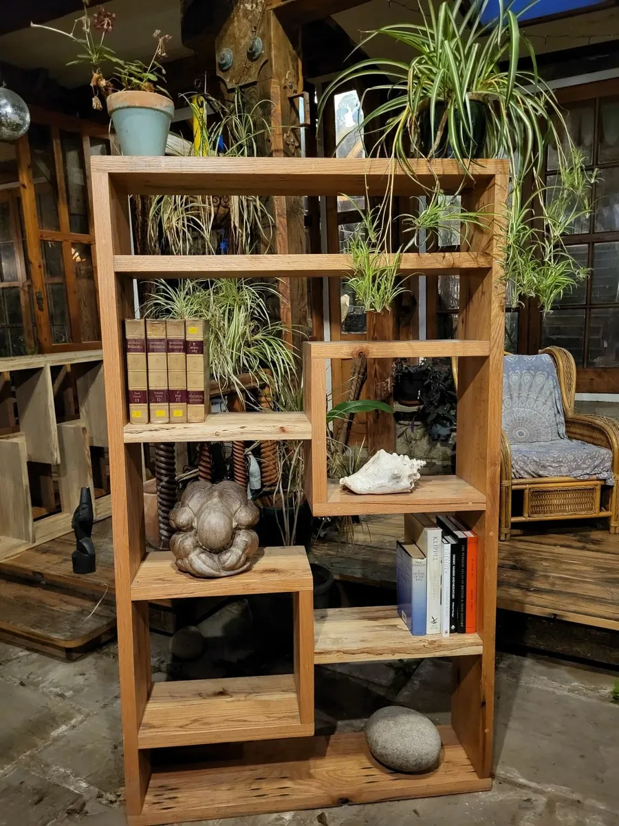 Solid Reclaimed Oak Shelving Unit - Image 3