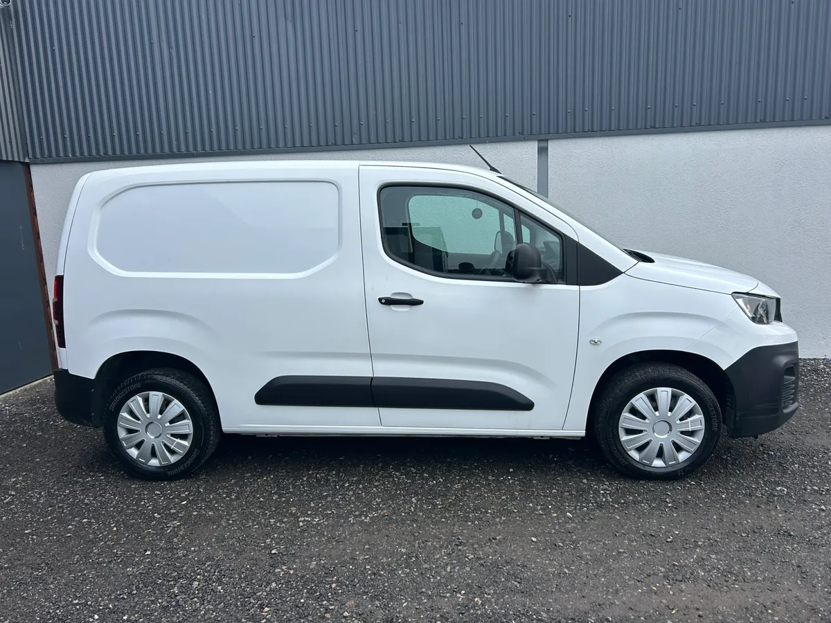 2021 Peugeot Partner Professional plus  77k miles - Image 3