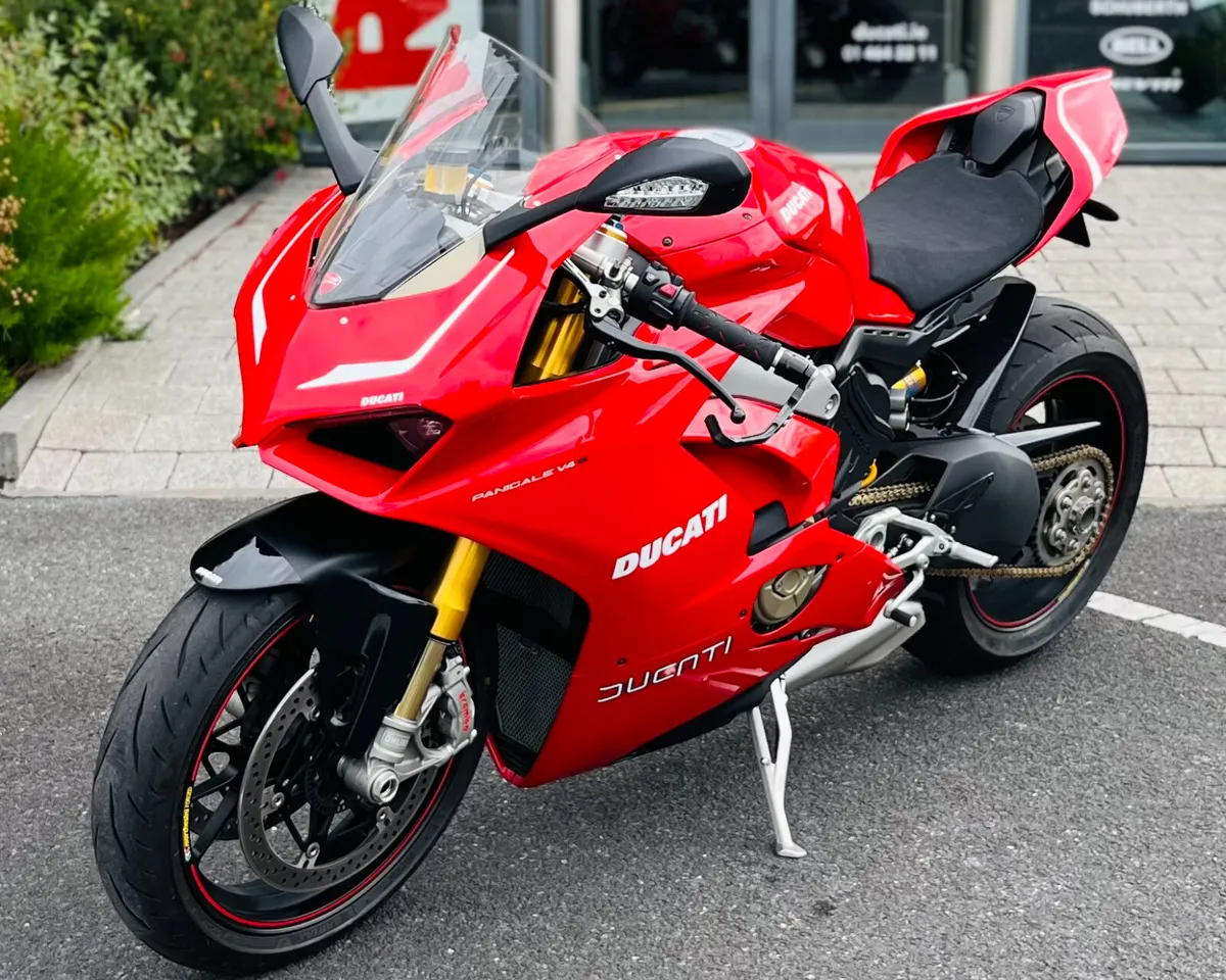 DUCATI PANIGALE V4 S - Image 3