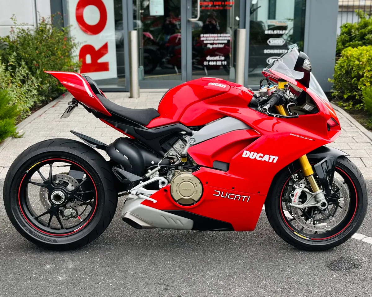 DUCATI PANIGALE V4 S - Image 1