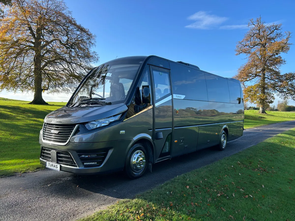 New DAF XB Turas 800s 33 seater - Image 3
