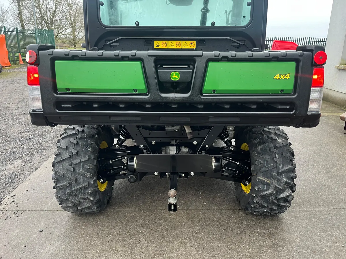 VIDEO! JOHN DEERE GATOR XUV865M - Image 4