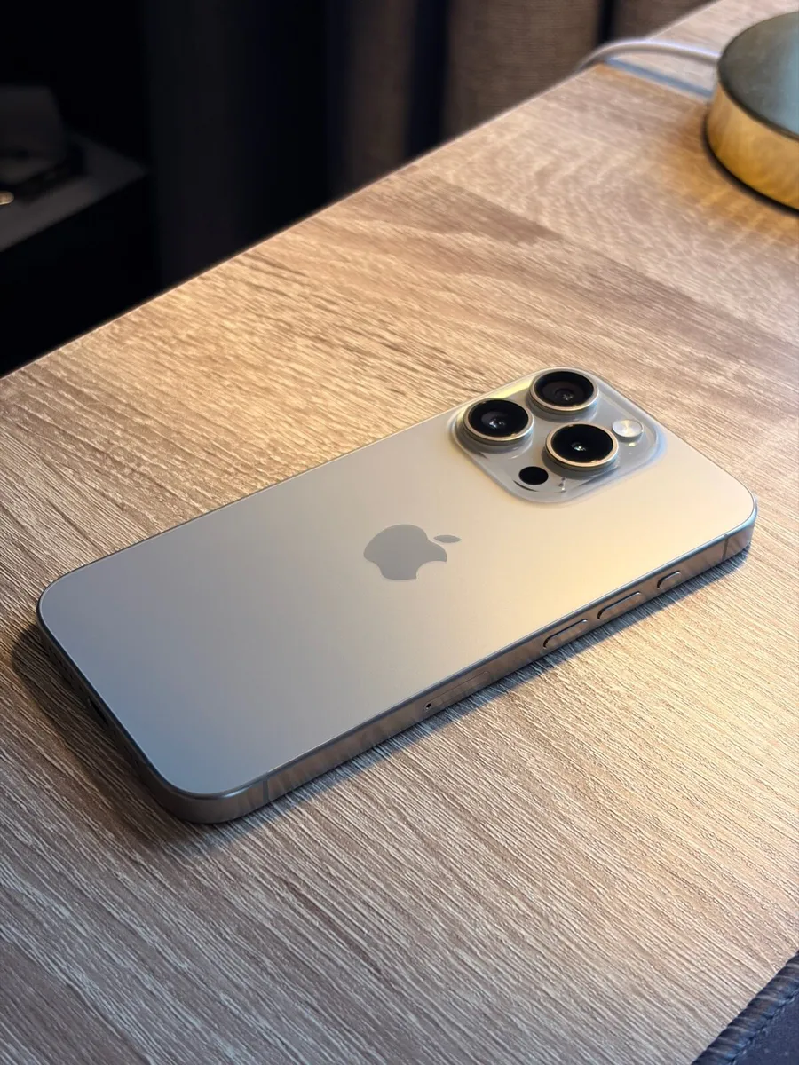 Used iPhone 15 Pro - Image 2