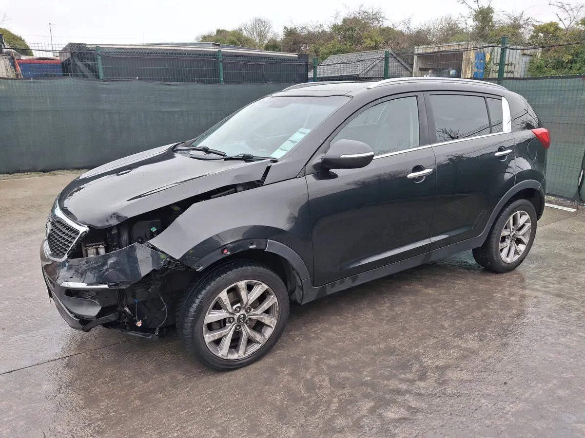 🚗2015 Kia Sportage  Platinum  1.7 Diesel - Image 2