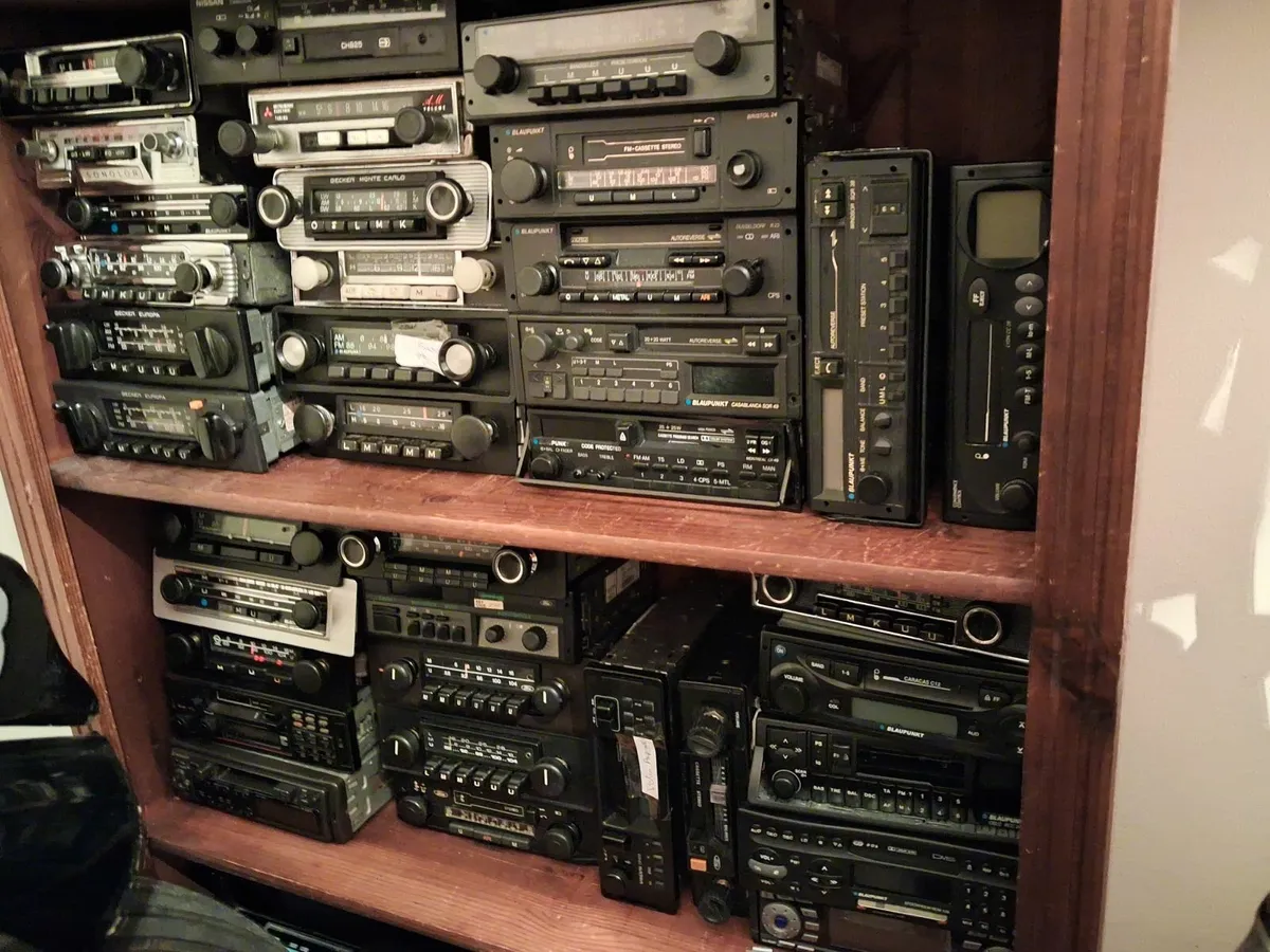 Radios. Huge Collection.  1960 > 2000s - Image 1