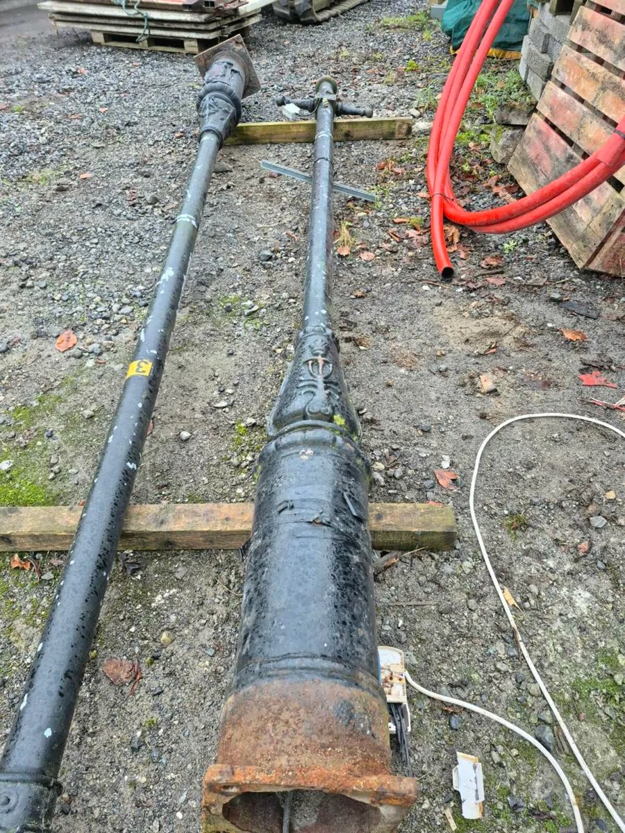 Old light poles - Image 3