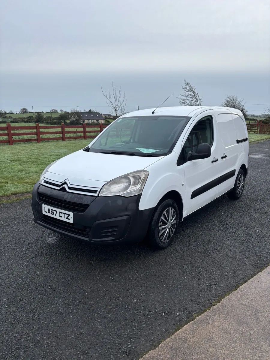 2018 Citroen berlingo 3 seater - Image 1