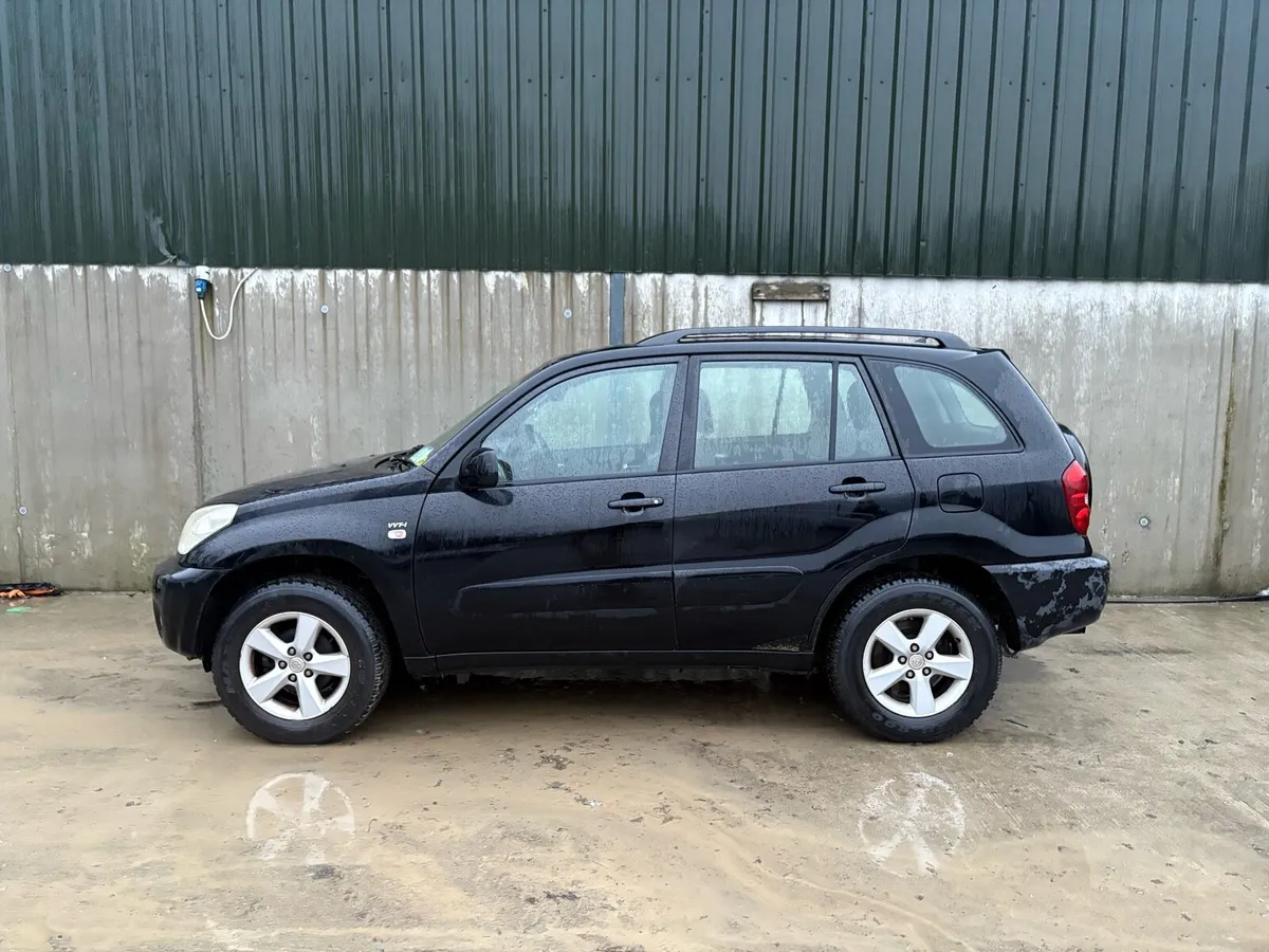 2004 Toyota Rav 4 parts - Image 4