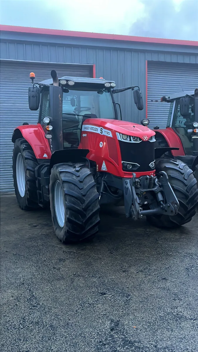 Massey Ferguson 7720S - Image 1