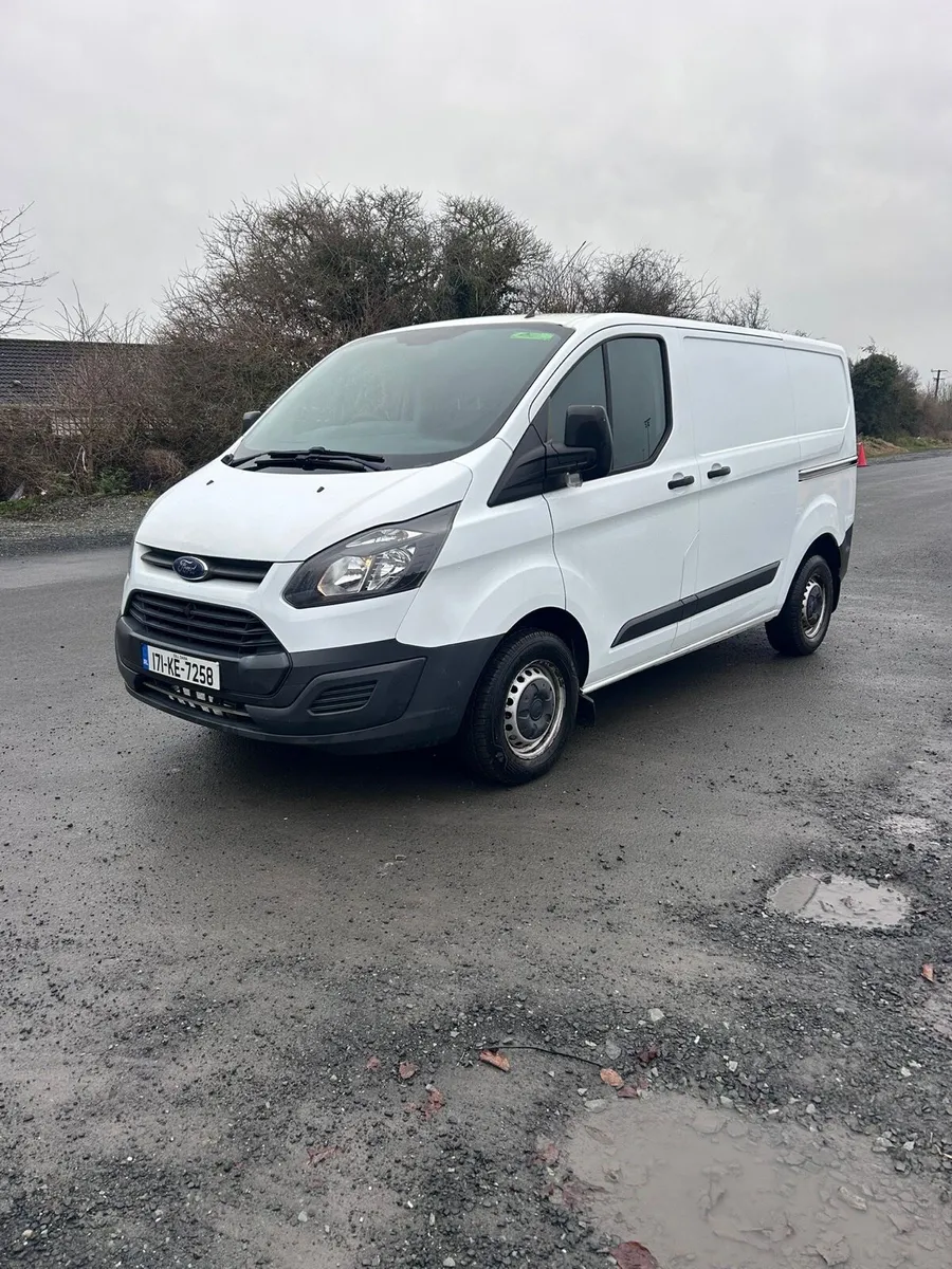 Ford Transit custom - Image 1