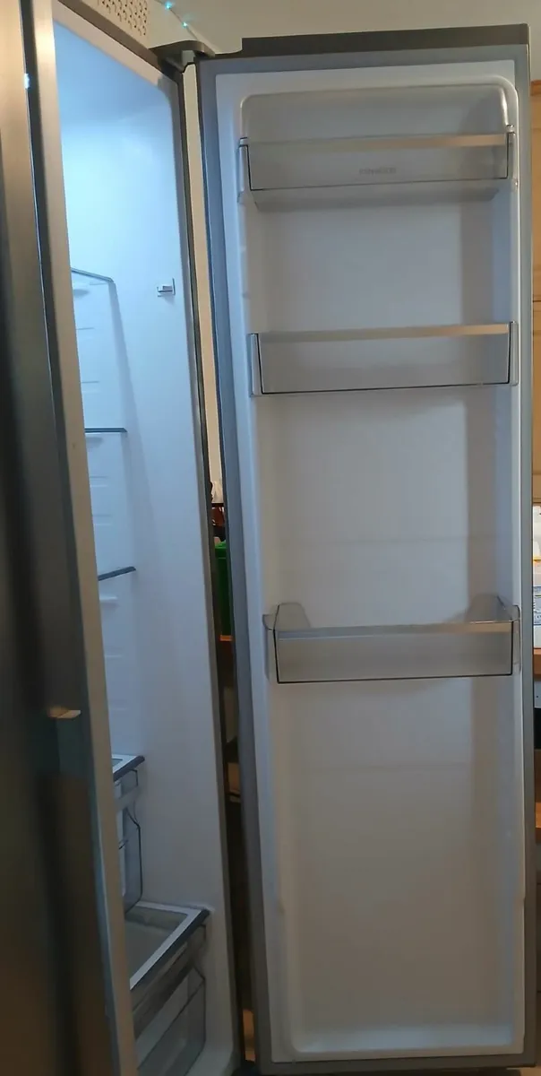 American fridge freezer - Image 4