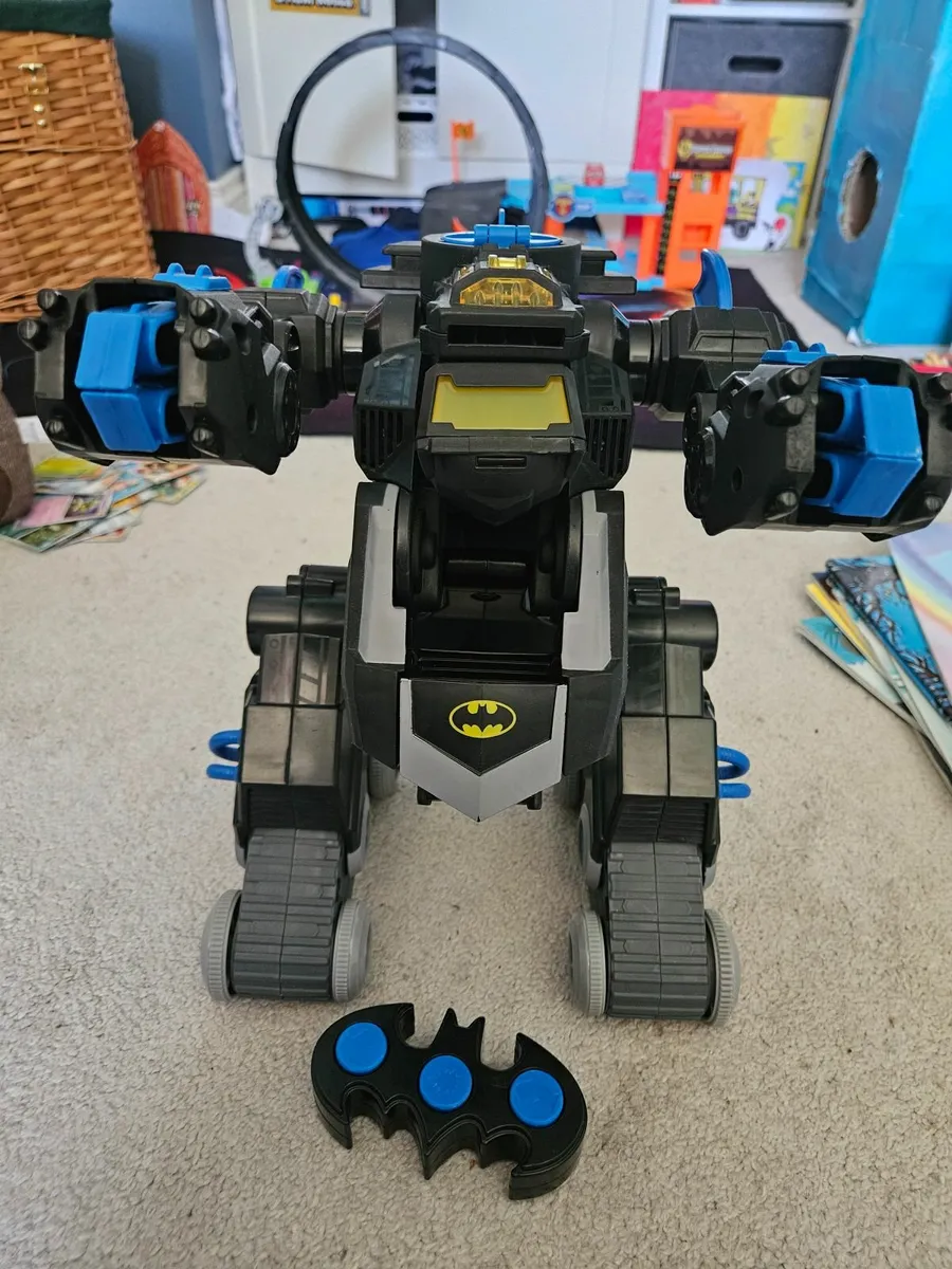 Imaginext Remote Control Transforming Batbot - Image 3