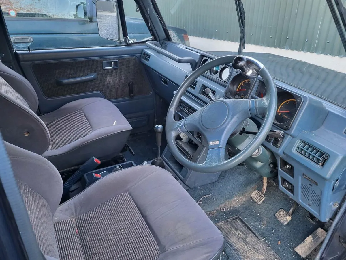 Mitsubishi Pajero mk1 - Image 2