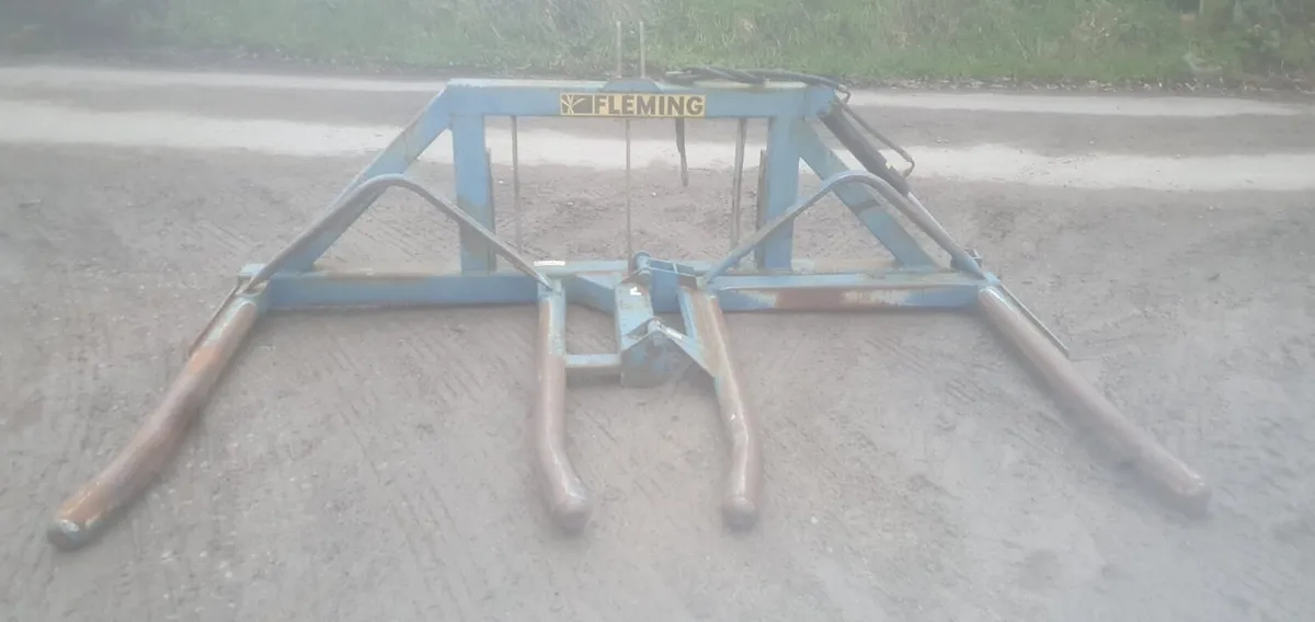 Fleming double bale handler - Image 1