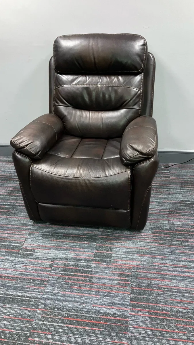 Armchair - Recliner, lift & Tilt - Image 1