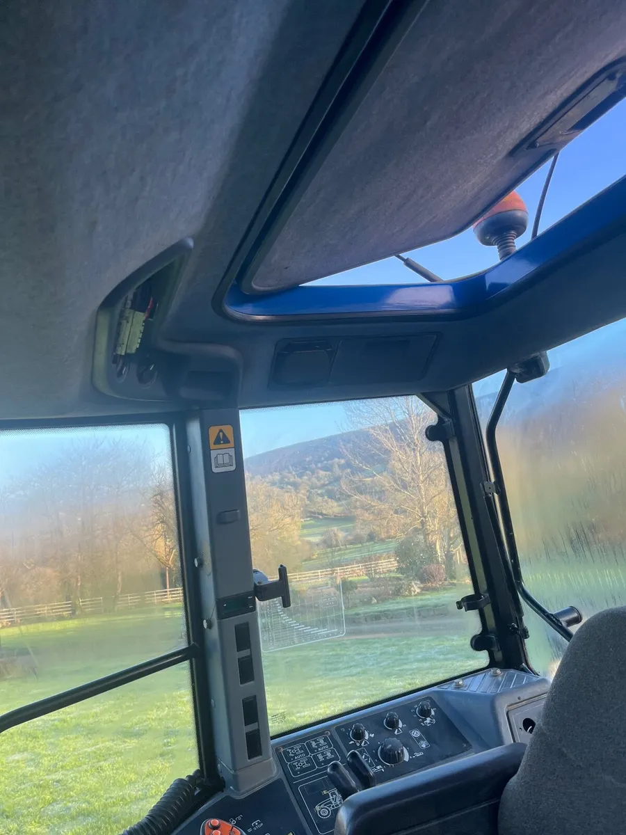 S O L D. New Holland 8360 - Image 4