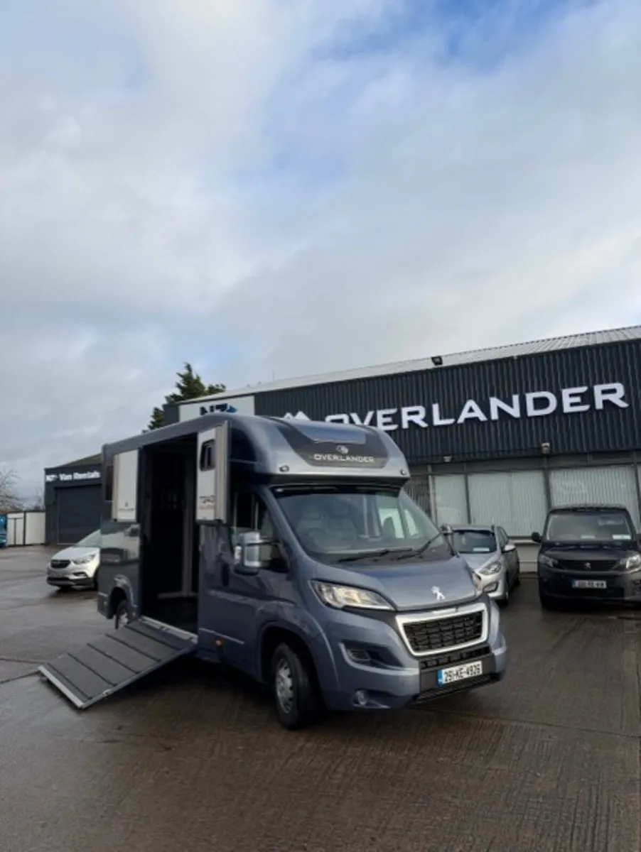 Overlander 2 Stall Horsebox - Image 1