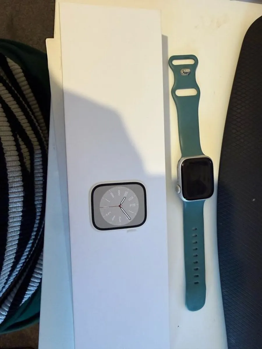 Apple I Watch series 8 - Image 2