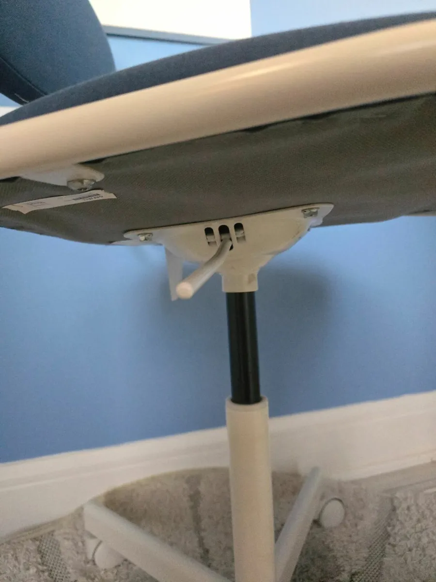 IKEA Kids SMÅSTAD loft bed/desk and chair - Image 4