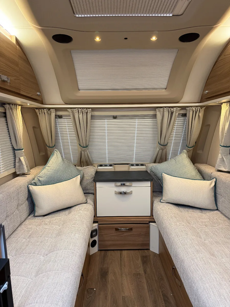 💎 2022 Swift Washington Sussex 6 berth 💎 - Image 4