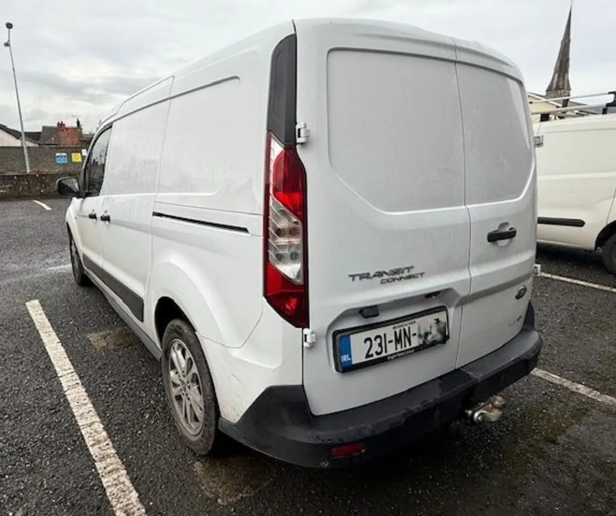 Ford Transit 2023 - Image 3