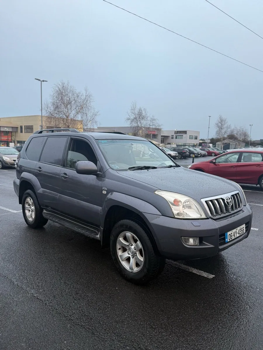 2006 Land Cruiser - Image 1