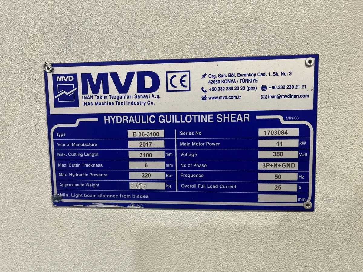 Guillotine for sale - Image 2