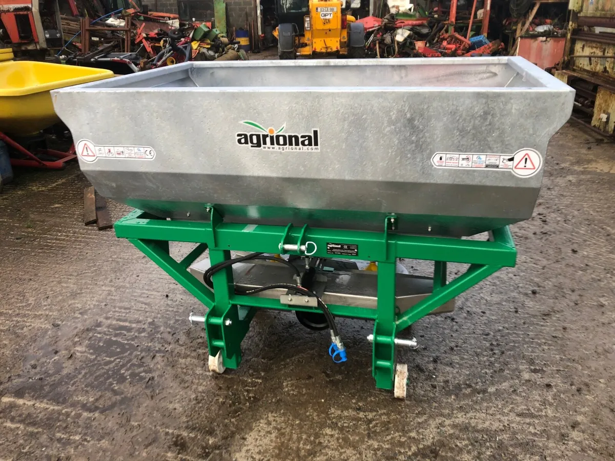 Agrional twin disc fertiliser Jarmet Salt Spreader - Image 1