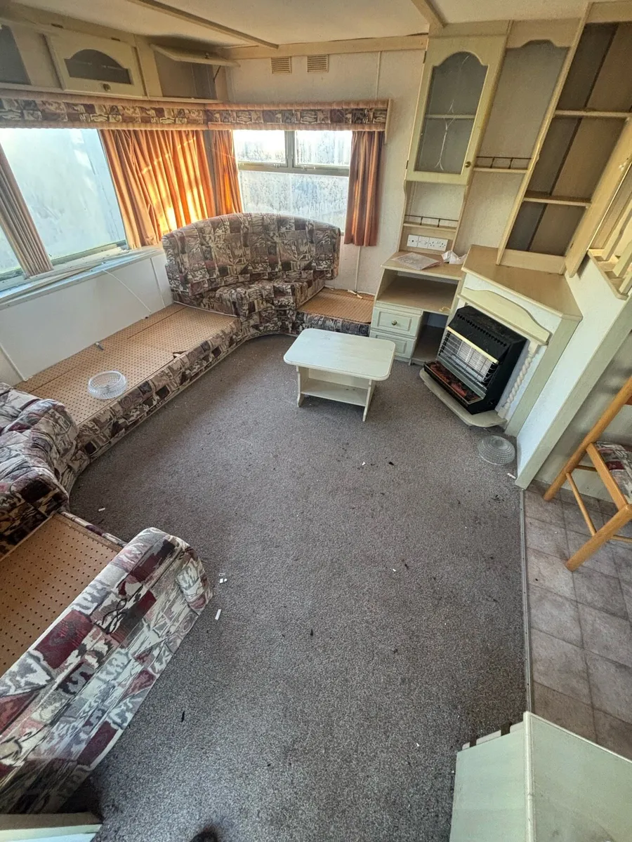 Older mobile homes to take away - Image 2