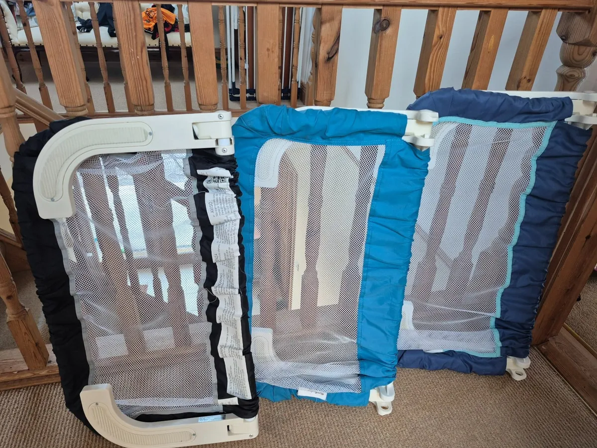 3 Kids safety bed guard - Image 1