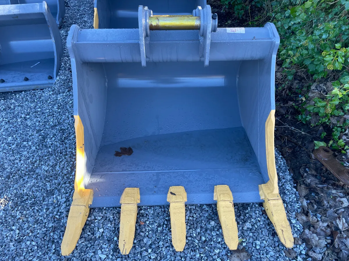 Excavator buckets - Image 2