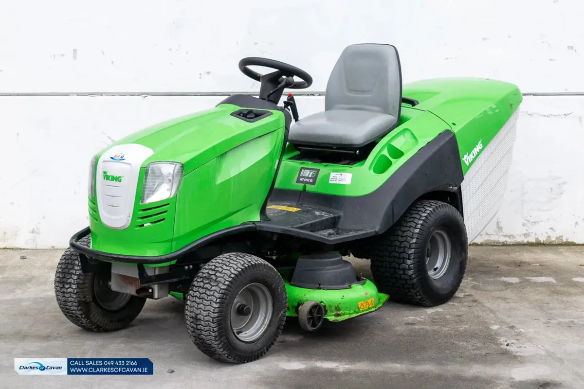Used 2013 Viking MT6112ZL Lawnmower - Image 3