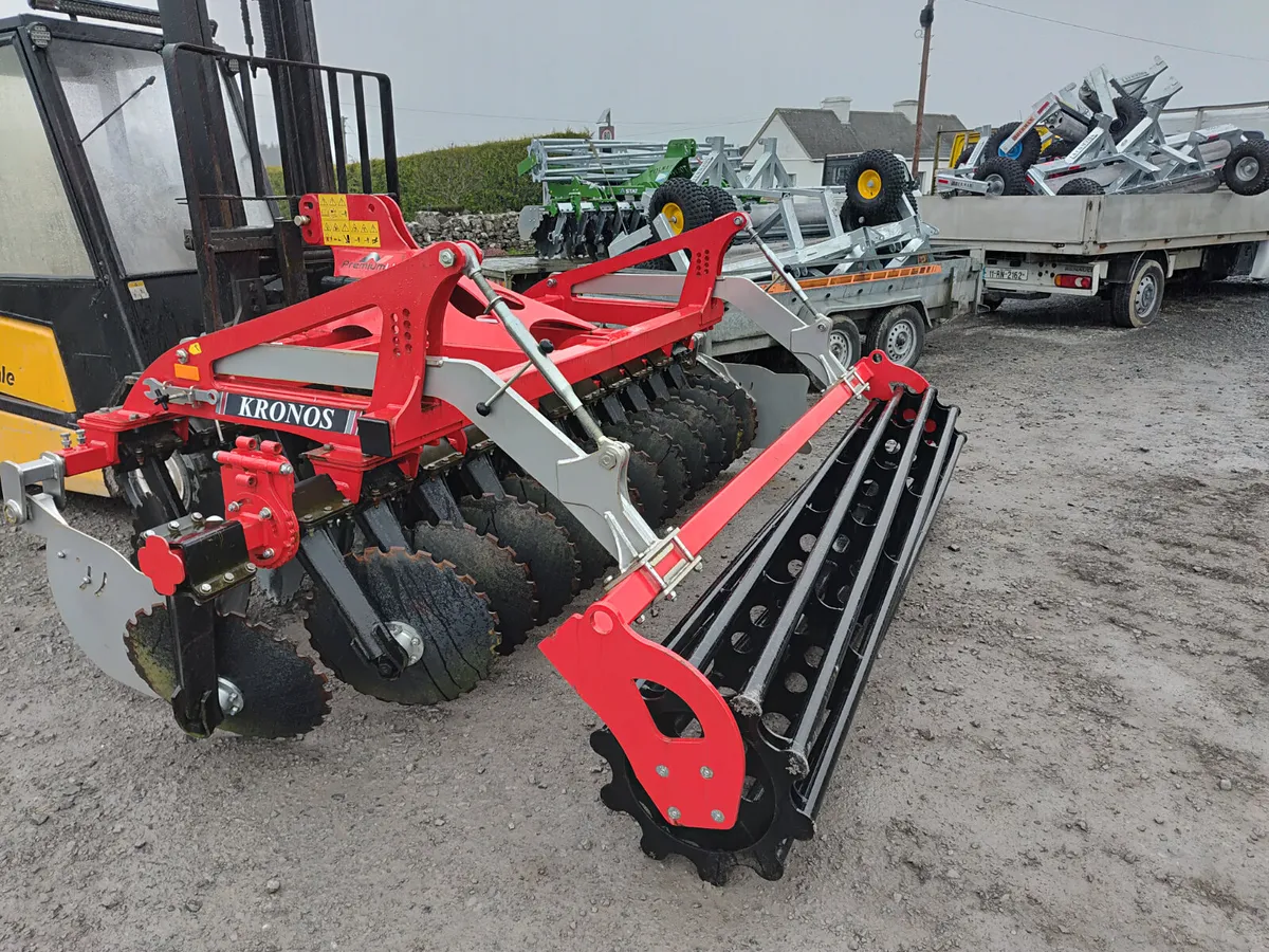 kronos disc harrows 3 m. € 8500 - Image 2