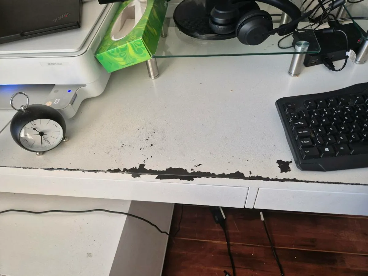 Home office desk free to take away - Image 4